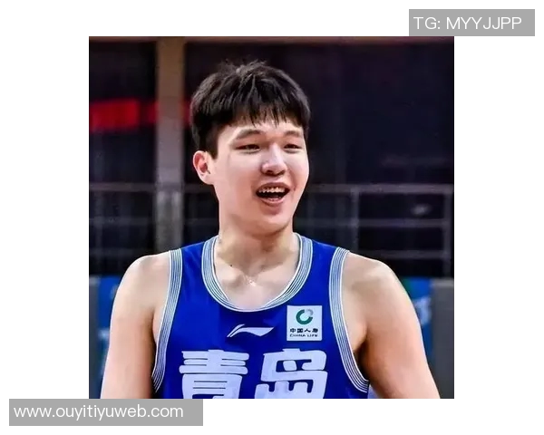 比卢普斯耐心指导杨瀚森学习与成长并重的篮球之路 比卢普斯耐心指导杨瀚森学习与成长并重的篮球之路