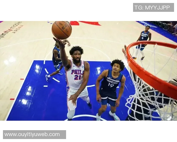 恩比德背打里夫斯巧妙转身却错失关键跳投遗憾未能得分