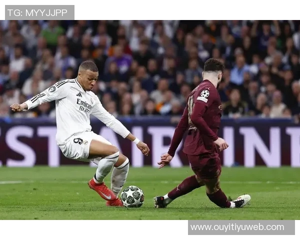 姆巴佩荣膺九月最佳奖杯再破门分享伯纳乌之夜的美妙时刻