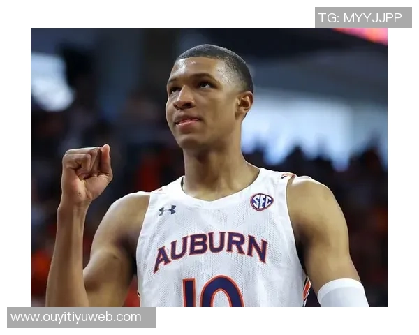 小贾巴里续约后自购手表庆祝期待在火箭度过余生涯 小贾巴里续约后自购手表庆祝期待在火箭度过余生涯