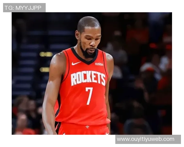 杜兰特赞弗拉格全面提升称控卫角色限制了他的发挥