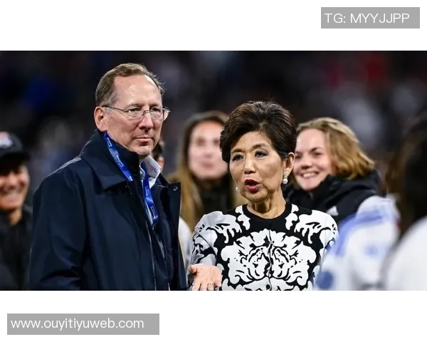 巴黎人报报道泰克斯特被解职引发里昂俱乐部控制权争夺战再度升级 巴黎人报报道泰克斯特被解职引发里昂俱乐部控制权争夺战再度升级