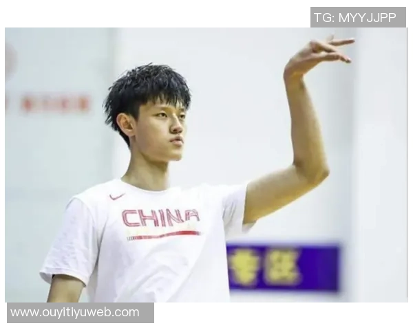 杨瀚森的成长之路从选秀备战到夏联再到常规赛的蜕变与进步 杨瀚森的成长之路从选秀备战到夏联再到常规赛的蜕变与进步